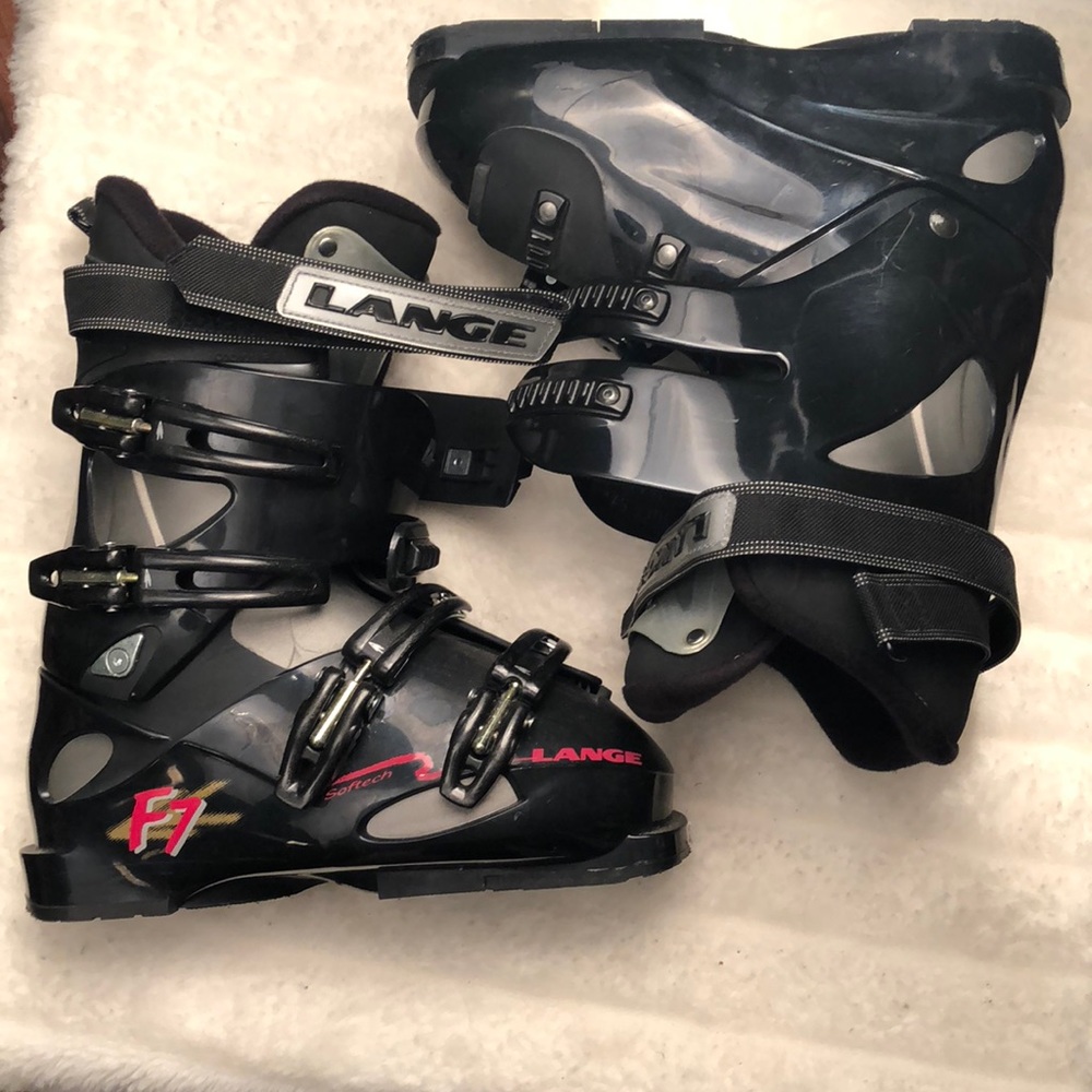 Lange F7 ski boots size 25.5